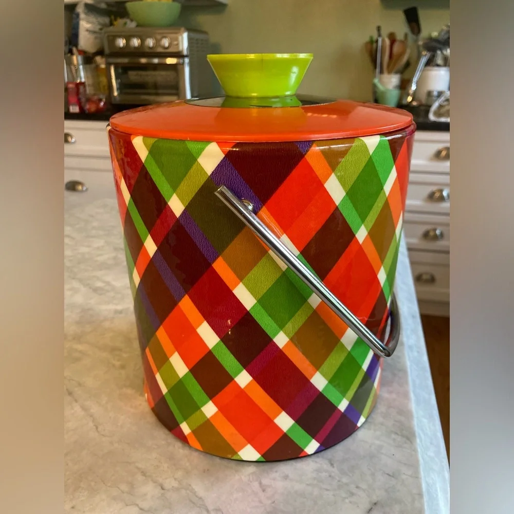 FABULOUS Vintage Vinyl PLAID Ice Bucket and Tongs RETRO 1960’s 1970’s EUC